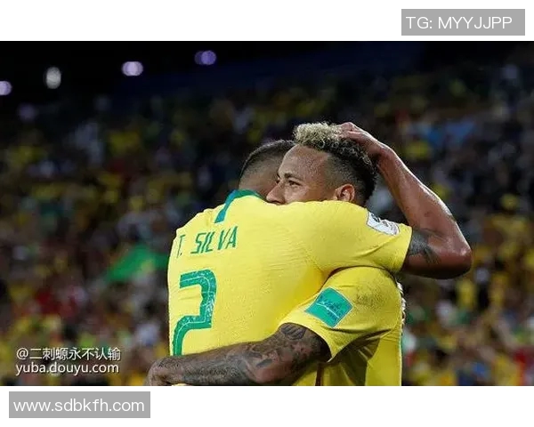 当明星偶遇足球球星该如何应对与互动让人不尴尬又不失礼貌 当明星偶遇足球球星该如何应对与互动让人不尴尬又不失礼貌