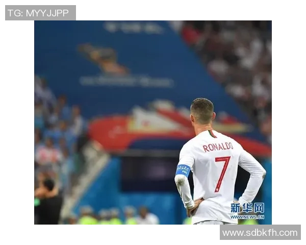 聚焦足球巨星:当今热门球队核心球员的光辉时刻与成长轨迹 聚焦足球巨星:当今热门球队核心球员的光辉时刻与成长轨迹